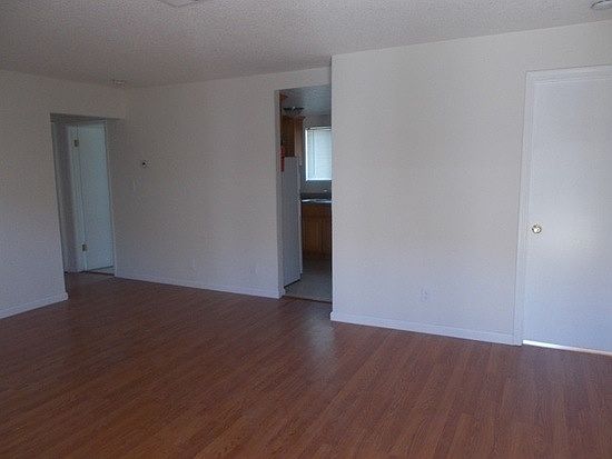 1st image of 704 Bedlow Dr #704