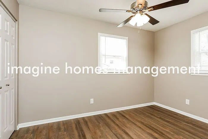 7690 Sharon Dr — Photo 9