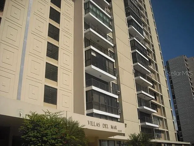 4745 Isla Verde Ave — Photo 2