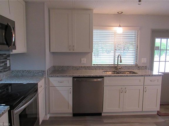 4th image of 742 Cricket Ct