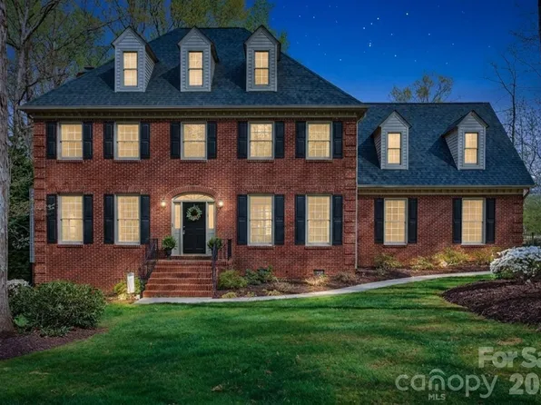 121 Sterling Ct, Salisbury, NC 28144