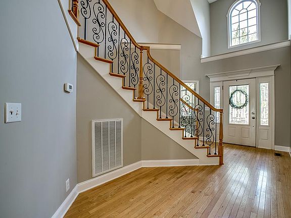 4th image of 1407 Balson Dr