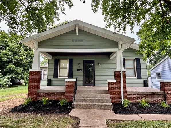 30 N Indiana Ave, Belleville, IL 62221