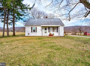 9621 Mentzer Gap Rd, Waynesboro, PA 17268