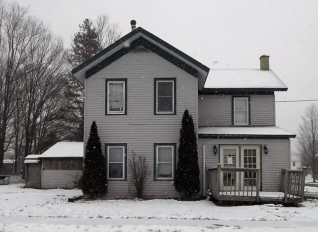 14 Clark Ave photo 1
