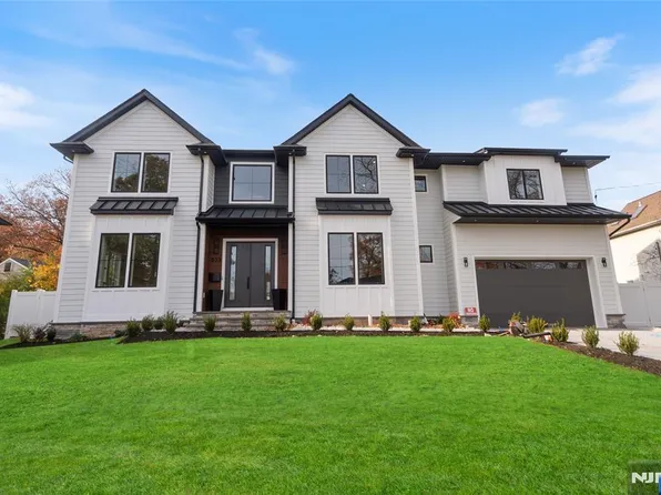 333 Harrison St, Paramus, NJ 07652