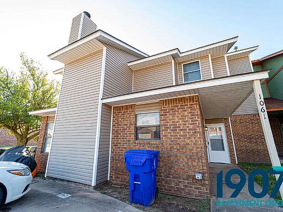 2nd image of 1061 Rambling Oaks Dr