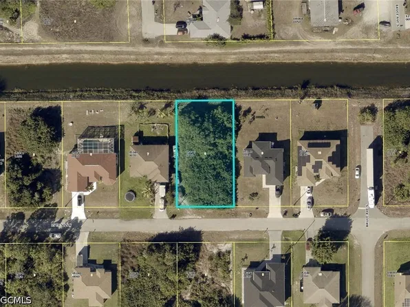 3904 15th St SW, Lehigh Acres, FL 33976