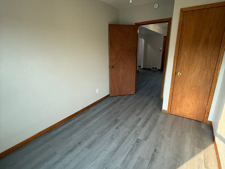 2534 Windsor Ave #2534 — Photo 8