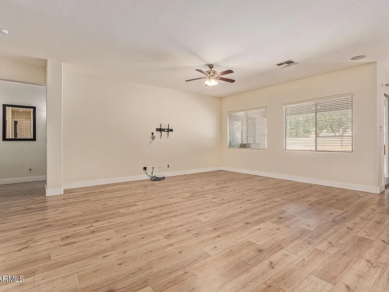 4978 E Karsten Dr — Photo 12
