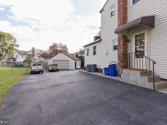 4th image of 14 Kathleen Ct