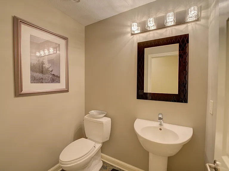 8 Astor Pl — Photo 25