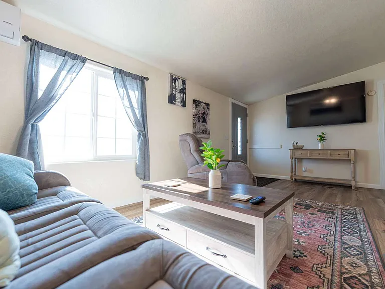 5655 W Main St — Photo 2