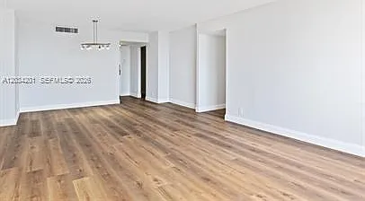 2500 Parkview Dr #1216 — Photo 12