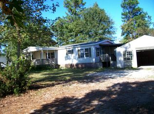 94 Rooster Tail Trl, Burgaw, NC 28425