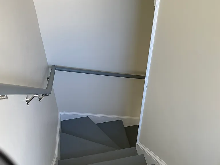 558 Winchester Ave — Photo 6