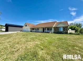 677 County Road 1350 Rd N, Wayne City, IL 62895