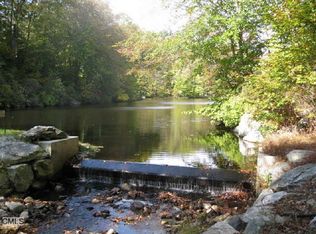 Saddle Hill Rd, Stamford, CT 06903