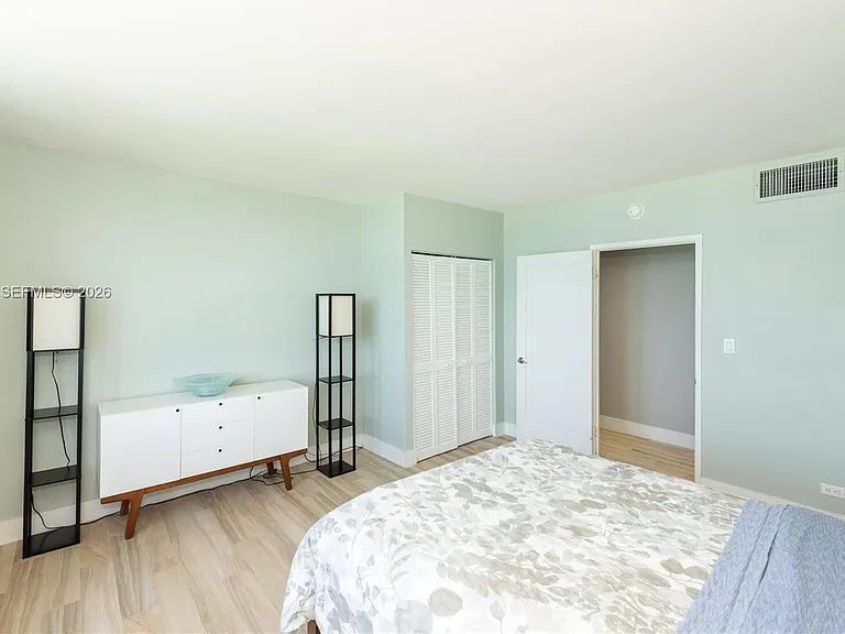 2301 Collins Ave #1009 — Photo 24
