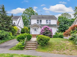 270 Flax Hill Rd, Norwalk, CT 06854