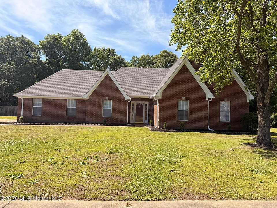 1st image of 2345 Greencliff Dr