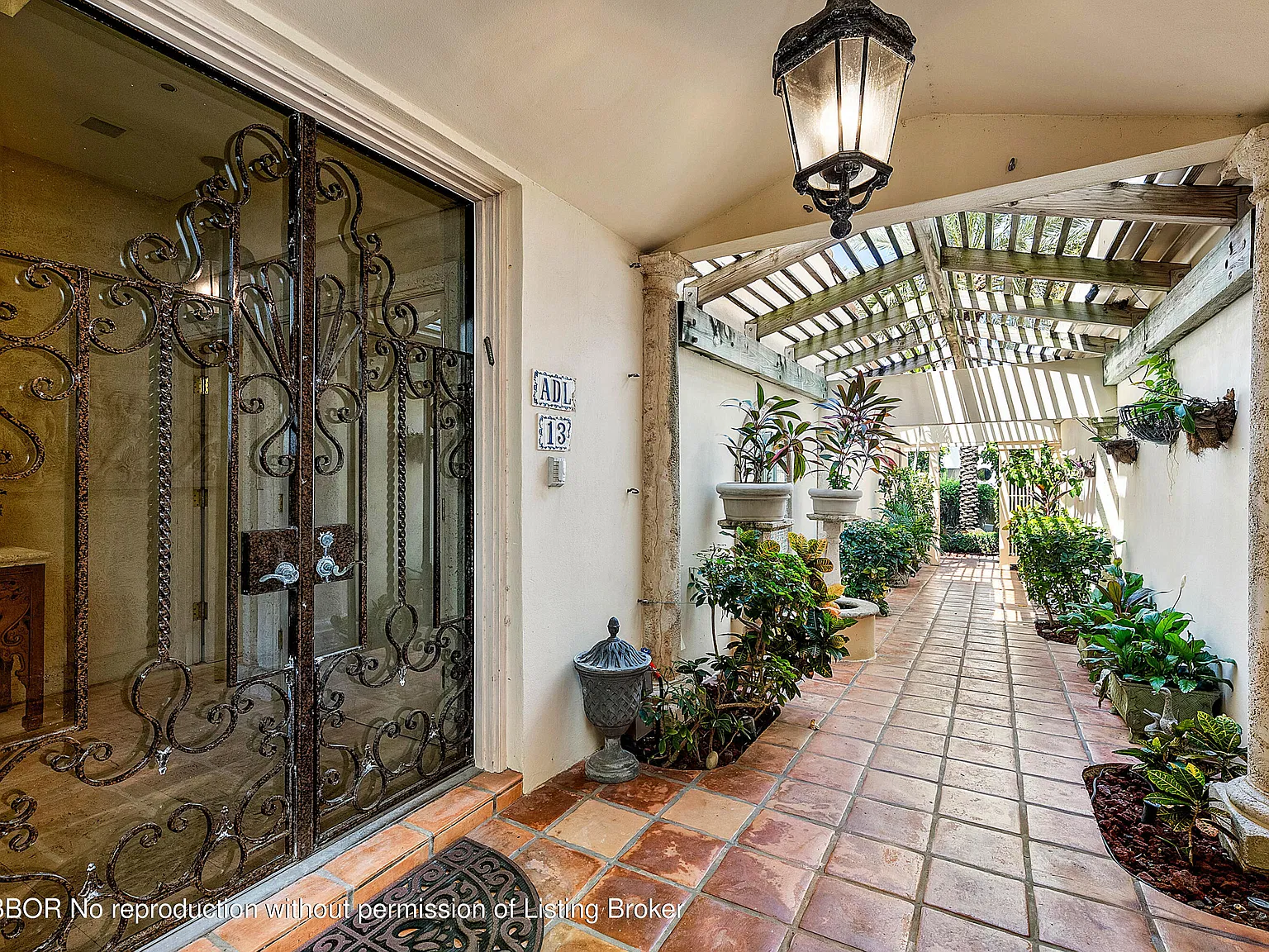 4 bed, 6.5 bath, 3902 sqft, $65,000 — Photo 3