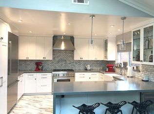 7933 W 80th St, Playa Del Rey, CA 90293