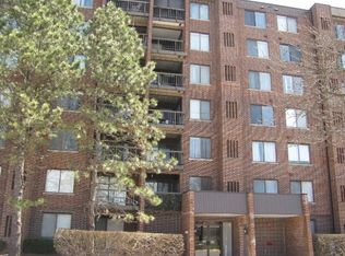 400 Park Ave APT 114, Calumet City, IL