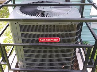 1209 E Davis Ave, Fort Worth, TX 76104