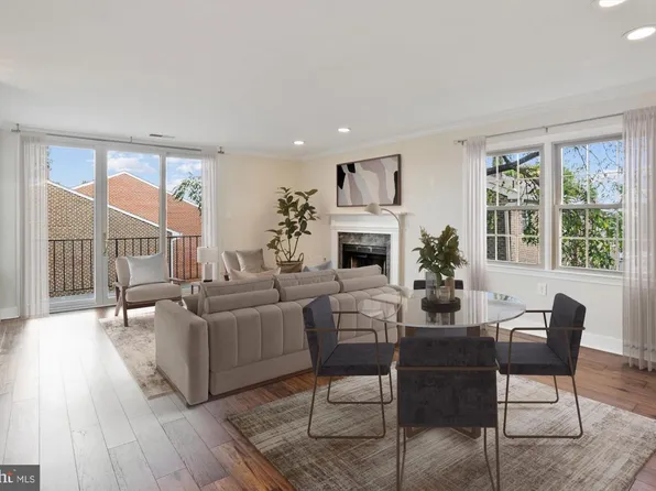 945 S Scott St, Arlington, VA 22204