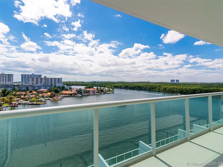 400 Sunny Isles Blvd #1019 — Photo 15