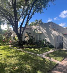 1109 Almeria Ave, Coral Gables, FL, 33134