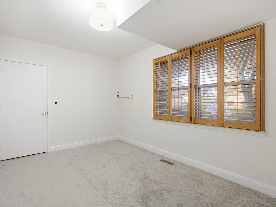 6843 Leslee Crest Dr, photo 23