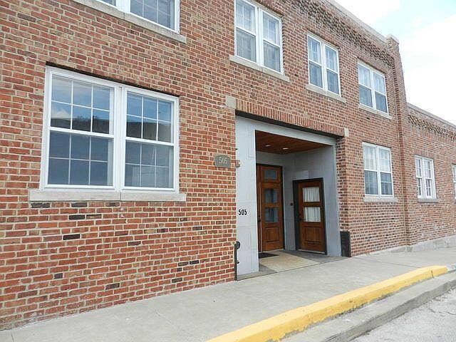 1st image of 505 Fay St APT 204