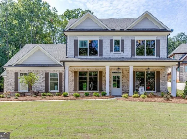 1040 Riverhill Dr, Bishop, GA 30621