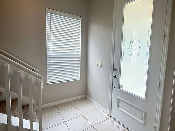 4th image of 140 McLeods Way