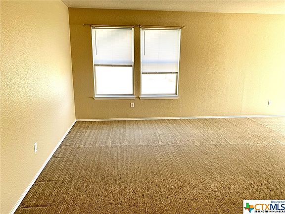 2nd image of 3010 Sundown Ln