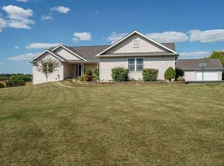6472 Blomberg Rd, Cherry Valley, IL 61016