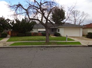 6244 N Angus St, Fresno, CA 93710