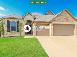 11900 SW 18th St, Yukon, OK 73099