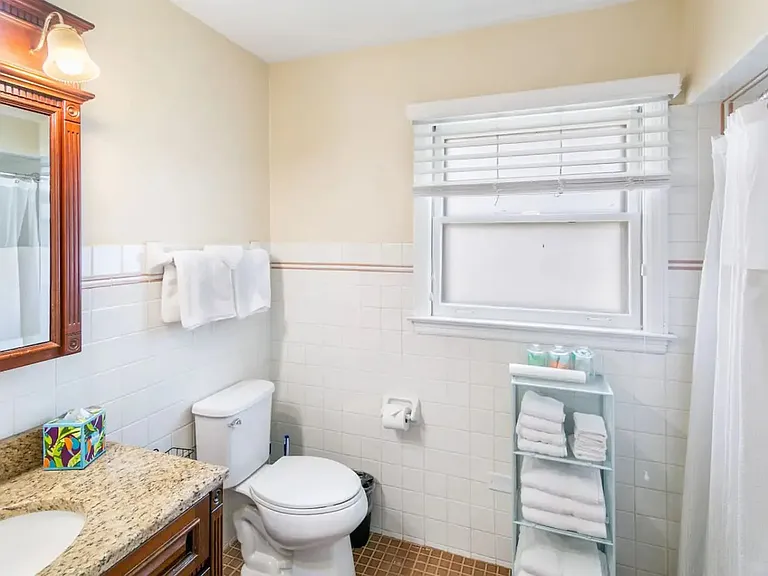 125 E Sunnyside Ave — Photo 31