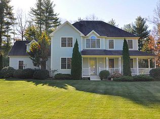 10 Jeanne Ct, North Smithfield, RI 02896