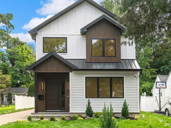 12 Spruce Street, Tenafly, NJ 07670