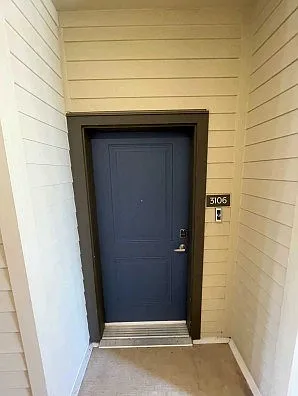 Zera At Reeds Crossing — Photo 93