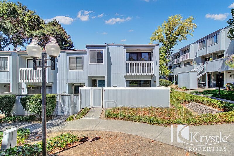 1st image of 165 Oddstad Dr APT 79