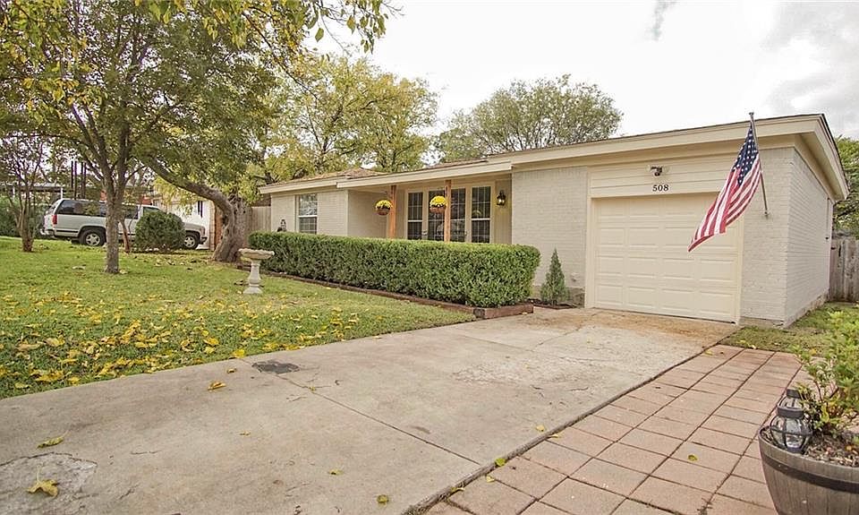 1st image of 508 Perry Dr