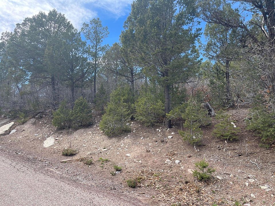 2nd image of 23 Big Dipper Rd
