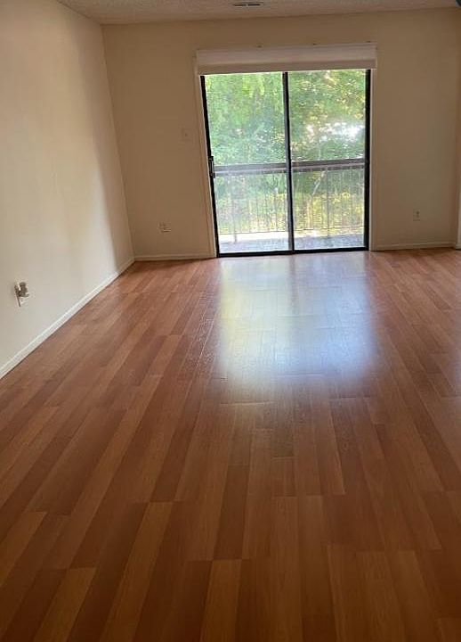 1st image of 1117 Edison Glen Ter #1117