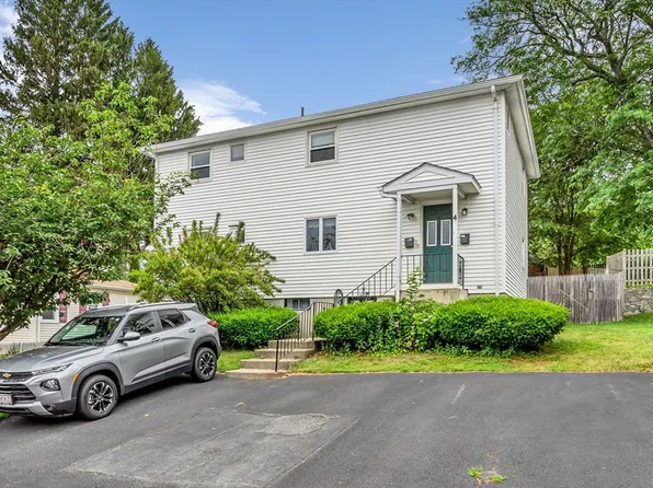 4 Claffey Ave, Worcester, MA 01606