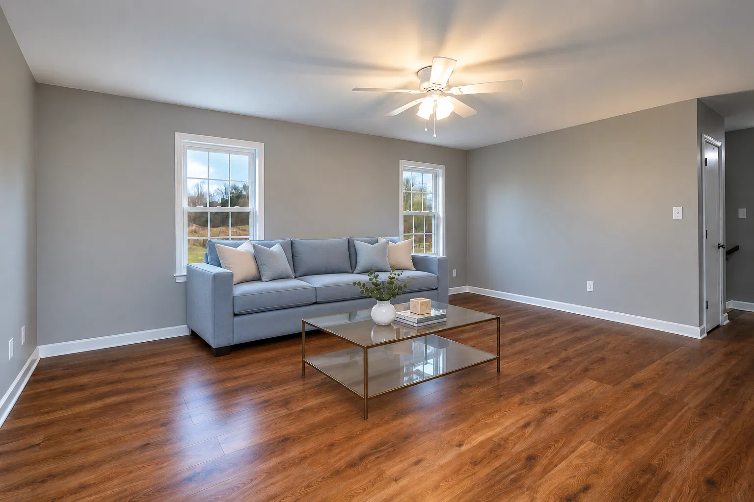 4 bed, 2505 sqft, $2,495 — Photo 3